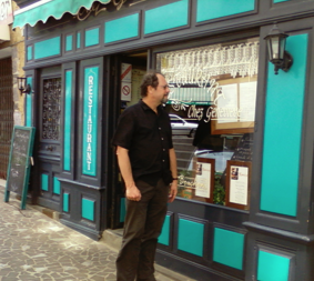 deavantchezgenevieveastflour