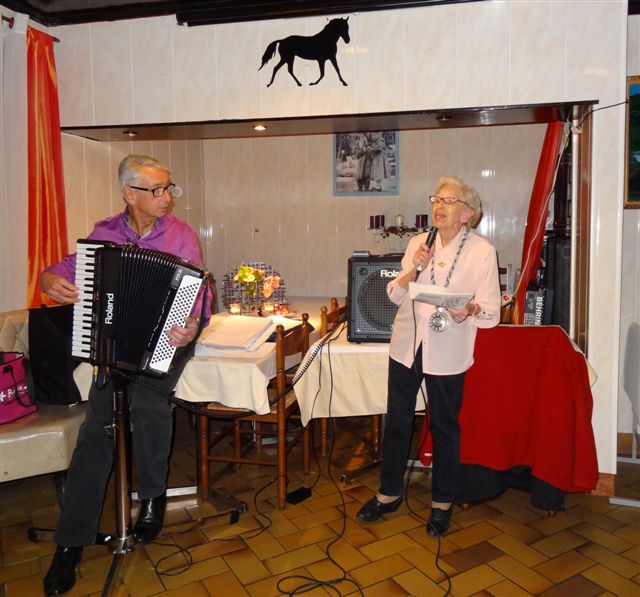 BEAUJOLAIS NOUVEAU 2013 001